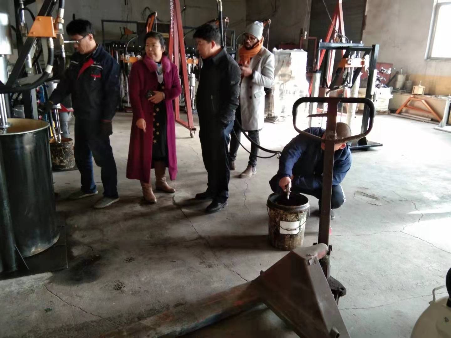 友人前來公司洽談業(yè)務！